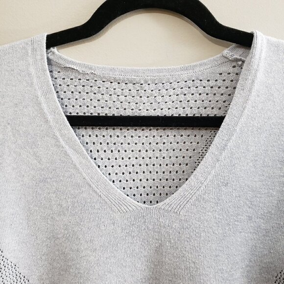 Lululemon Still Movement Sweater Heathered Dawn Blue Sz 6 - Picture 6 of 10